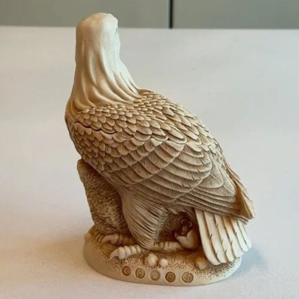 Harmony Kingdom ~ Liberty & Justice Bald Eagle Treasure Jest - Picture 3 of 10